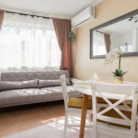Antea Apartment *